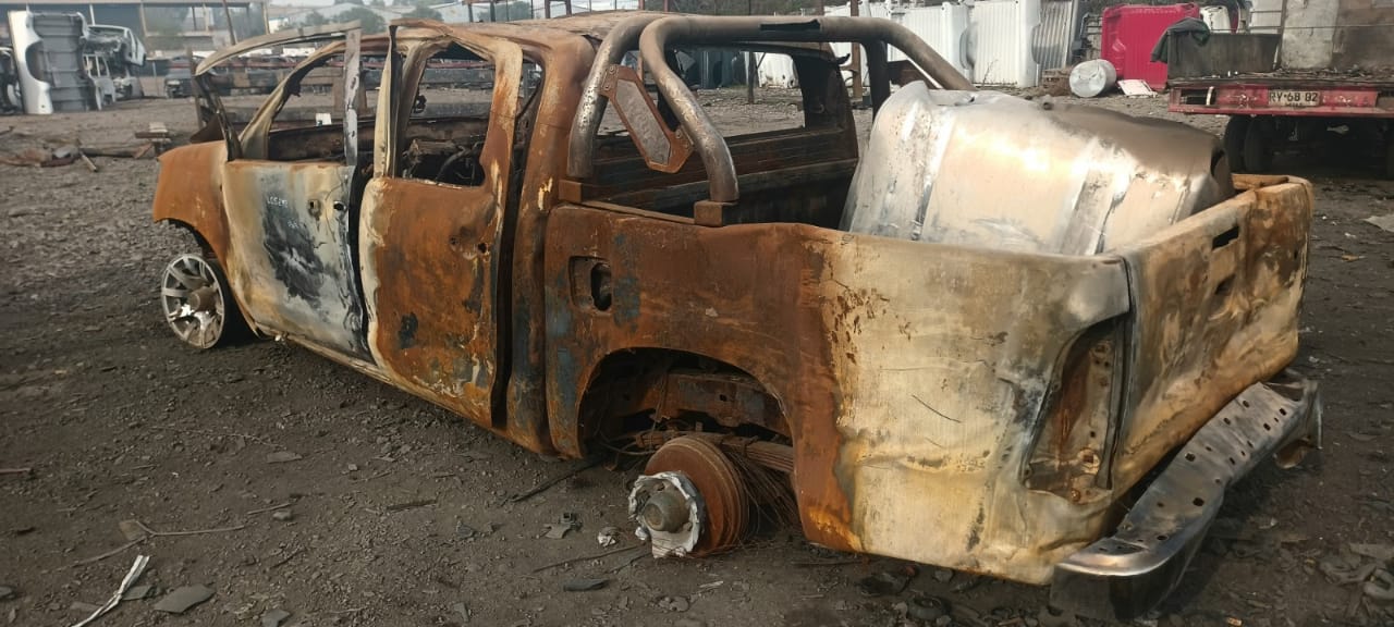  Toyota HILUX 2005    EN DESARME